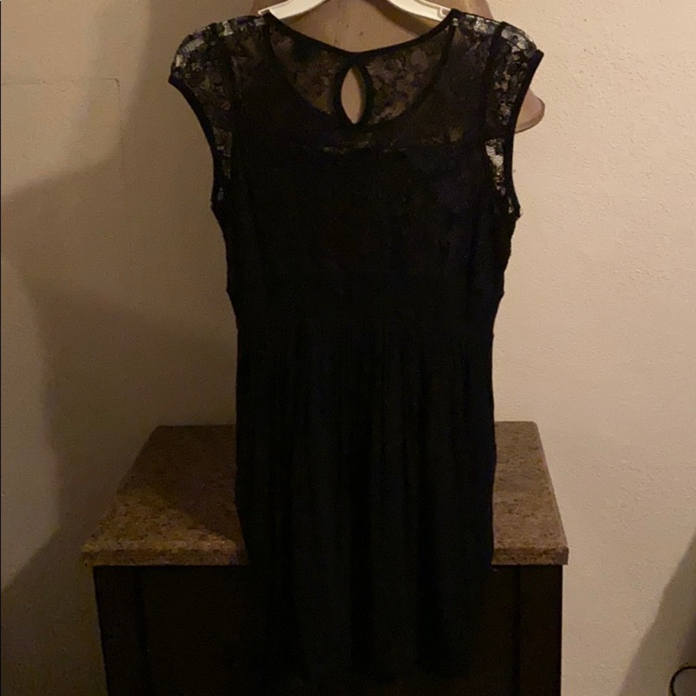 Dress - Picture 4 of 4